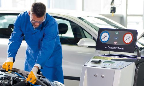 AC-service och påfyllning